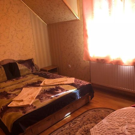 Bed and Breakfast Holiday Perekrestye Экстерьер фото